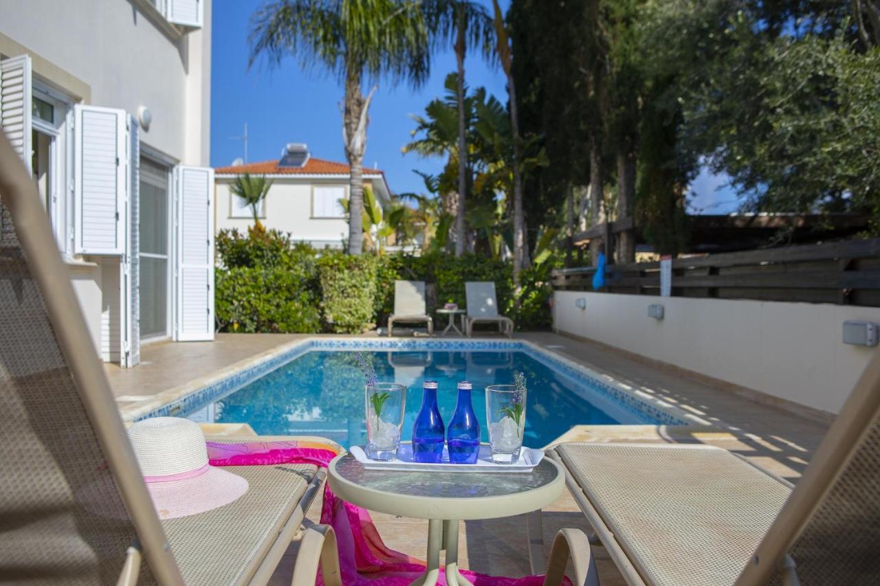 Villa Mesogeios 39 Paralimni Exterior foto