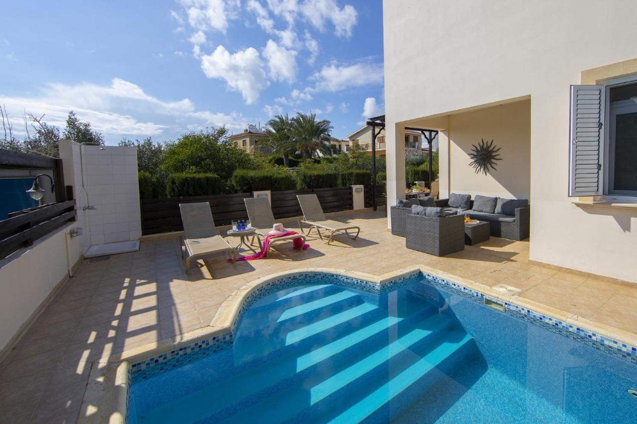 Villa Mesogeios 39 Paralimni Exterior foto