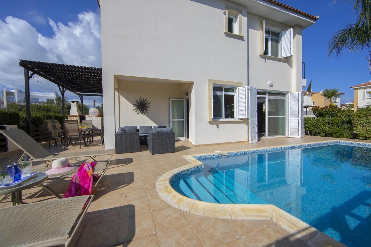 Villa Mesogeios 39 Paralimni Exterior foto