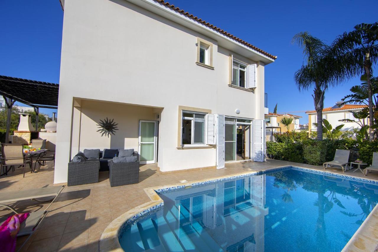 Villa Mesogeios 39 Paralimni Exterior foto