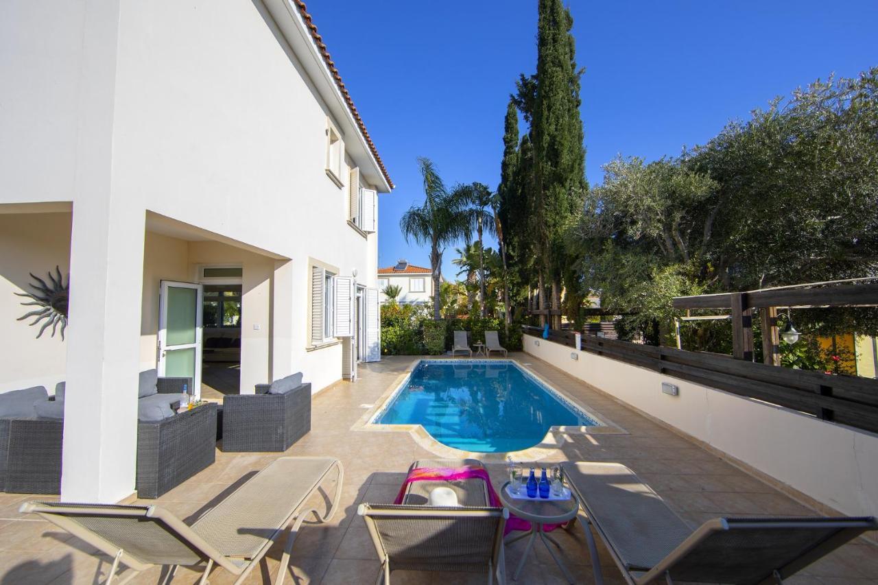 Villa Mesogeios 39 Paralimni Exterior foto