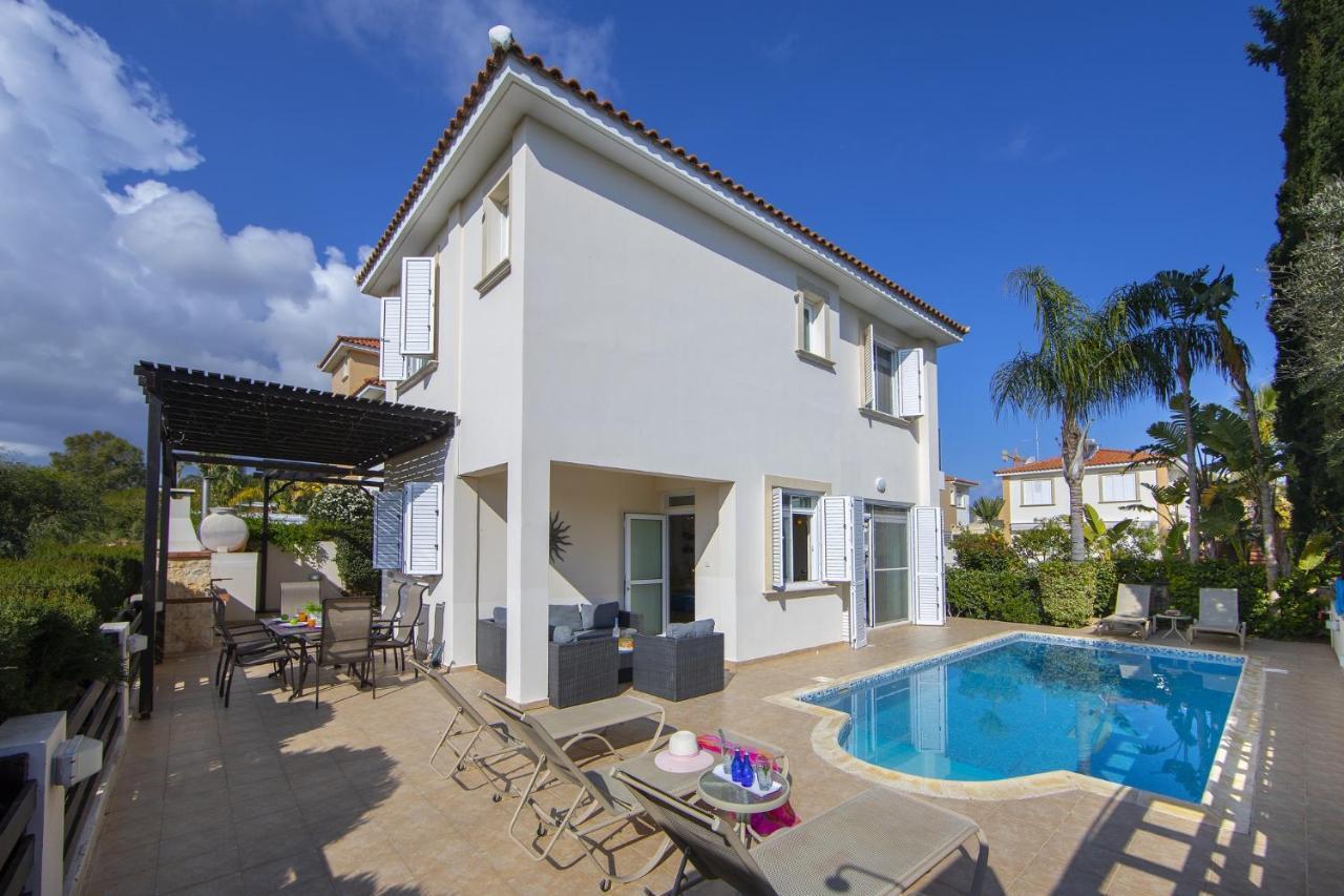 Villa Mesogeios 39 Paralimni Exterior foto