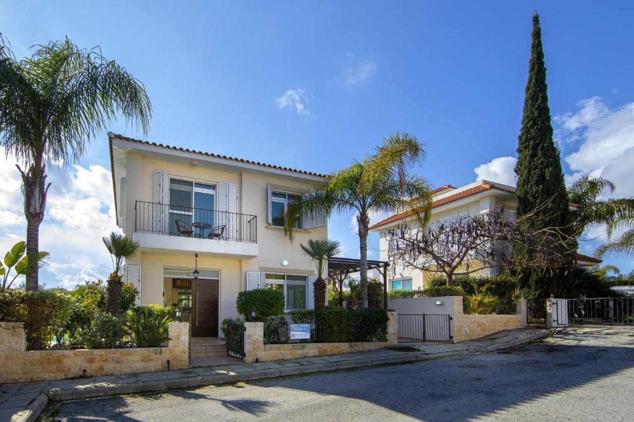 Villa Mesogeios 39 Paralimni Exterior foto