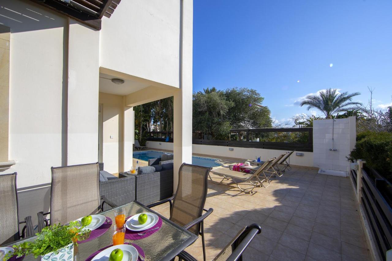Villa Mesogeios 39 Paralimni Exterior foto