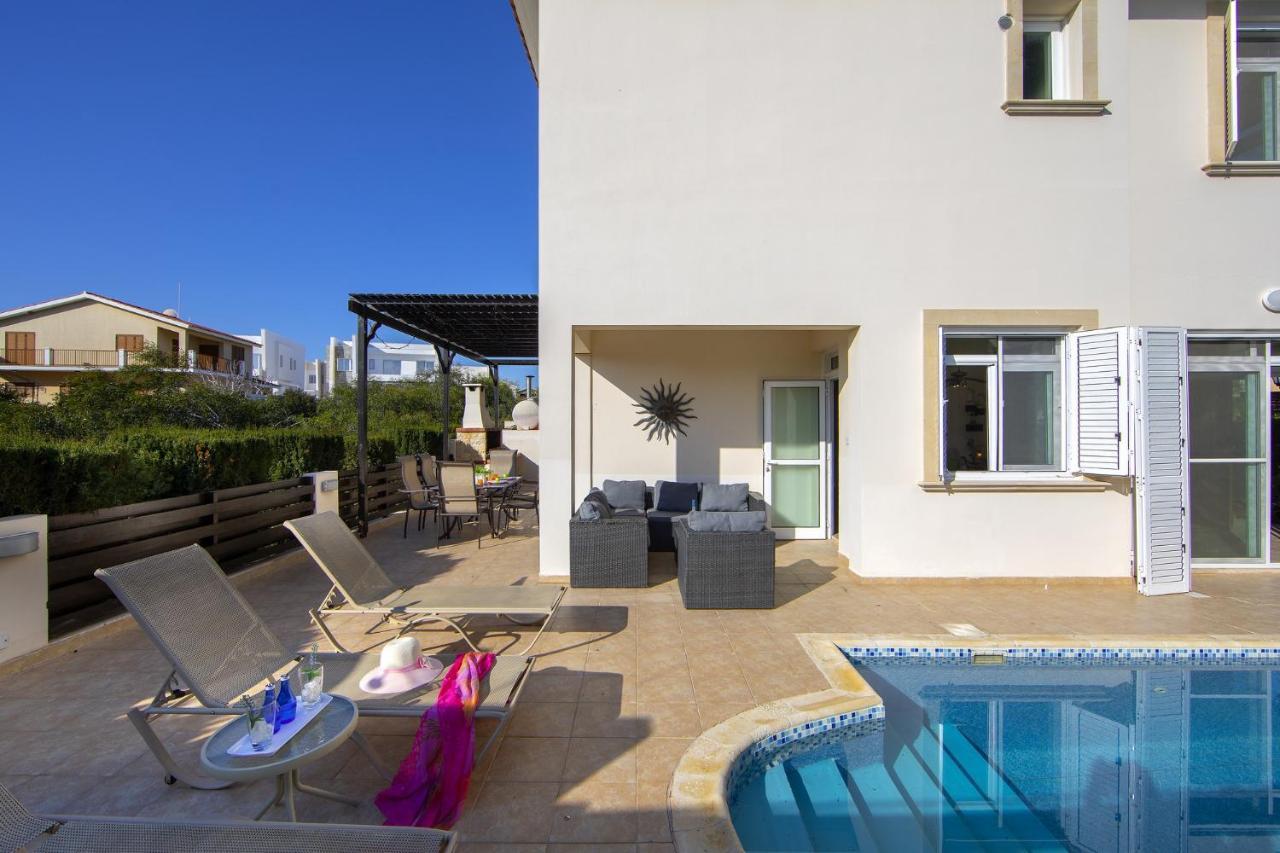 Villa Mesogeios 39 Paralimni Exterior foto
